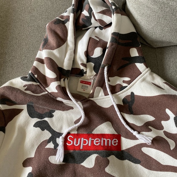 Supreme FW16 Camo Box Logo Hoodie size MED - Picture 2 of 5